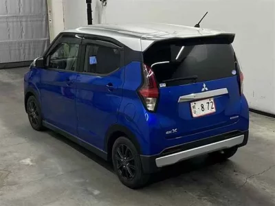 Mitsubishi EK X