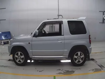 Nissan KIX