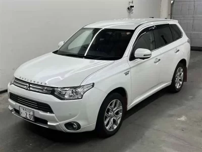 Mitsubishi OUTLANDER PHEV