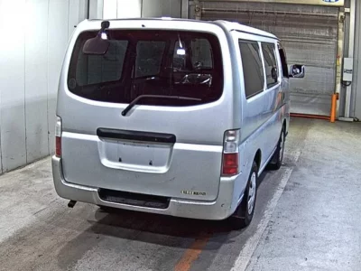 Nissan CARAVAN VAN