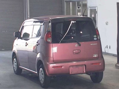 Suzuki MRWAGON