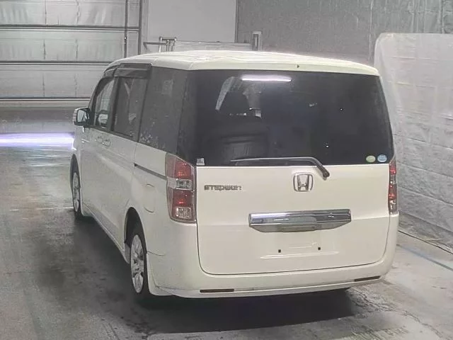Honda STEP WAGON