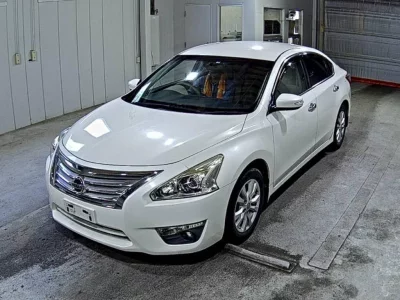 Nissan TEANA