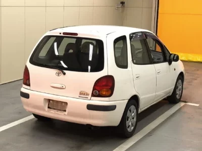 Toyota COROLLA SPACIO
