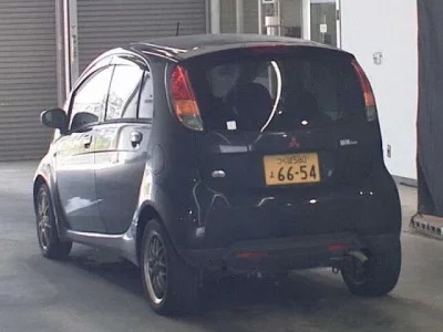 Mitsubishi I
