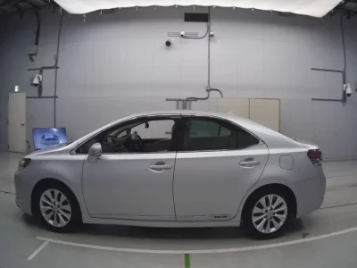 Lexus HS