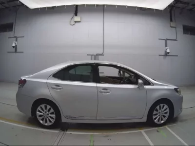 Lexus HS
