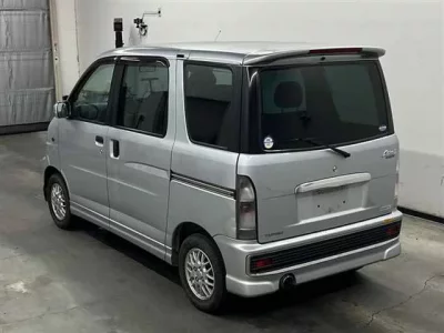 Daihatsu Atrai Wagon