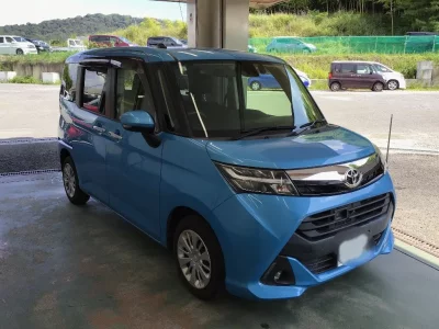 Toyota TANK