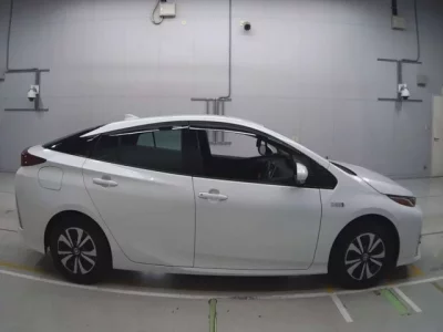 Toyota PRIUS PHV