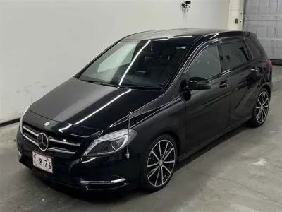 Mercedes-Benz B CLASS