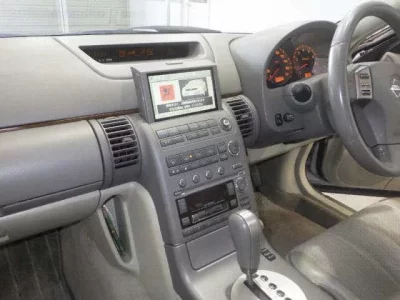 Nissan SKYLINE