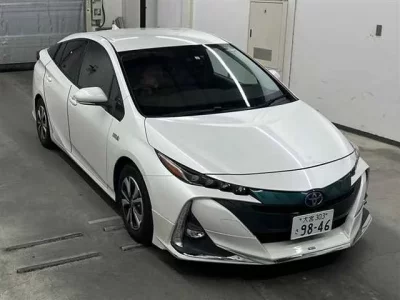 Toyota PRIUS PHV