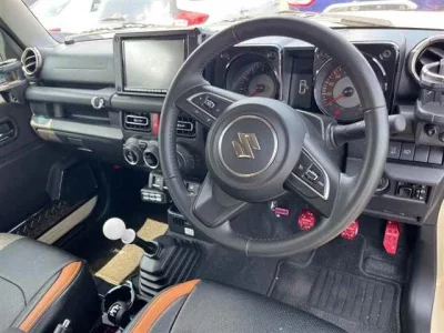 Suzuki JIMNY SIERRA