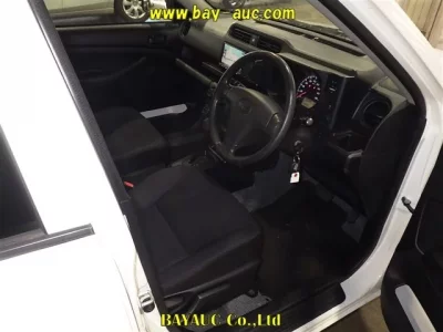Toyota SUCCEED