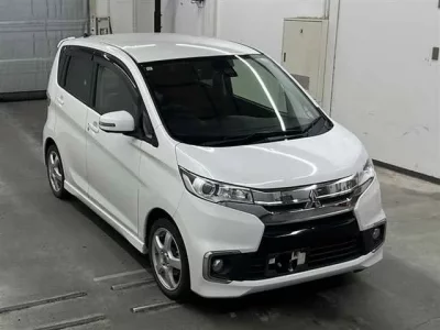 Mitsubishi EK CUSTOM
