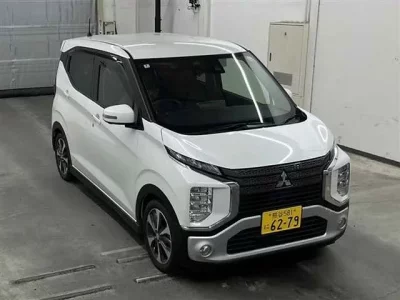 Mitsubishi EK X