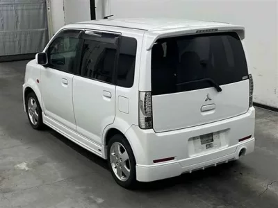 Mitsubishi EK SPORTS