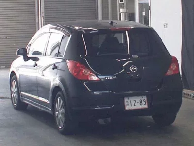 Nissan TIIDA