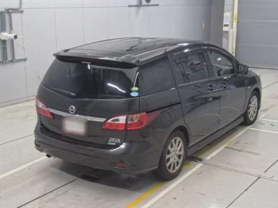 Nissan LAFESTA