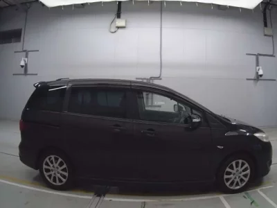 Nissan LAFESTA