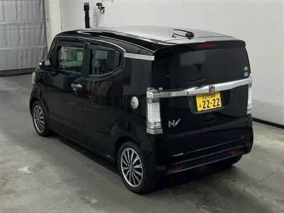 Honda N BOX SLASH