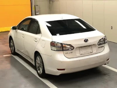 Lexus HS