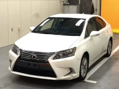 Lexus HS