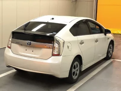 Toyota PRIUS PHV