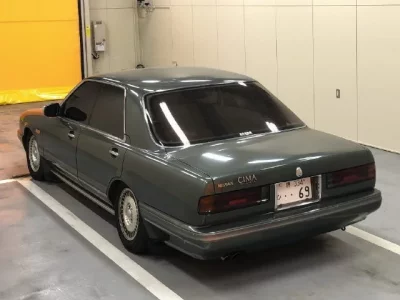 Nissan CIMA