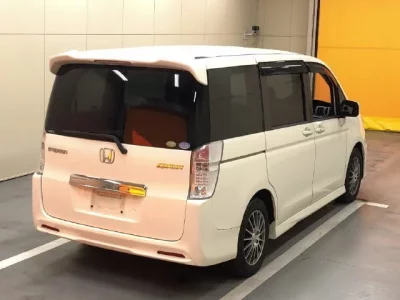 Honda STEP WAGON
