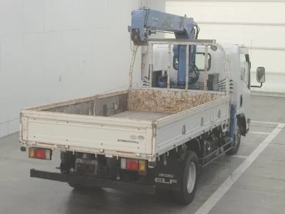 Isuzu ELF