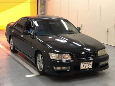 Nissan LAUREL