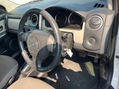 Mazda VERISA