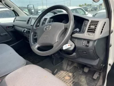 Toyota REGIUS ACE VAN