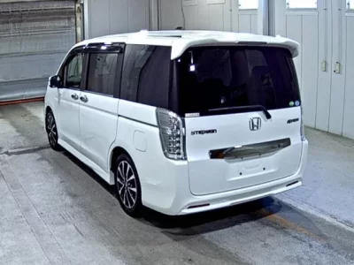 Honda STEP WAGON