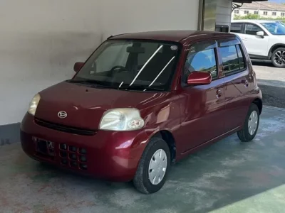 Daihatsu Esse