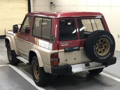 Nissan SAFARI