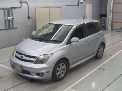 Toyota IST