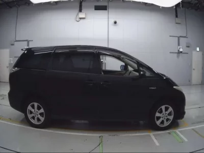 Toyota ESTIMA HYBRID