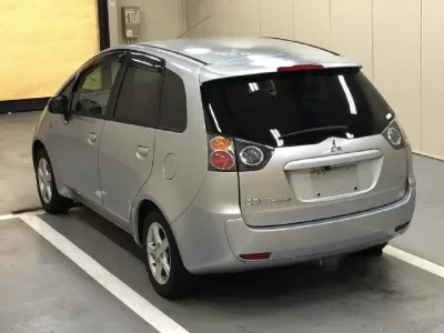 Mitsubishi COLT PLUS