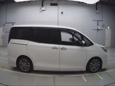 Toyota ESQUIRE