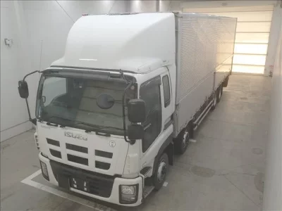 Isuzu TRUCK