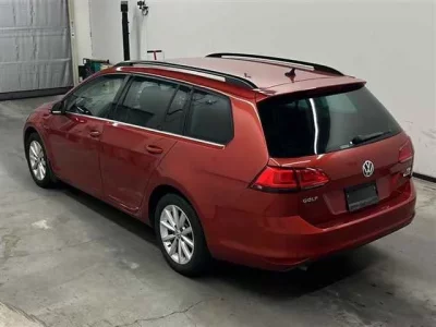 Volkswagen GOLF VARIANT