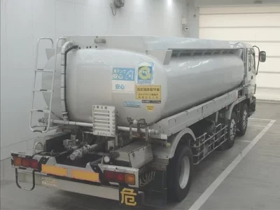 Isuzu TRUCK