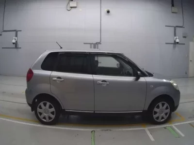 Mazda VERISA