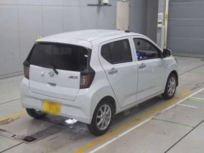 Daihatsu MIRA E S