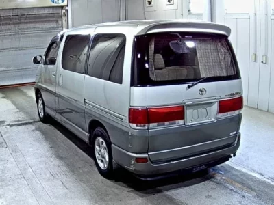 Toyota HIACE REGIUS