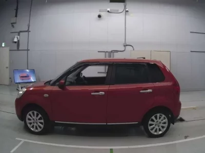 Mazda VERISA
