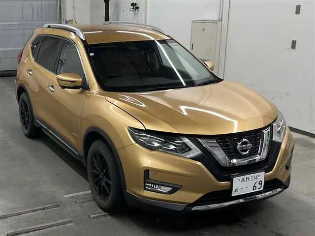 Nissan X-TRAIL